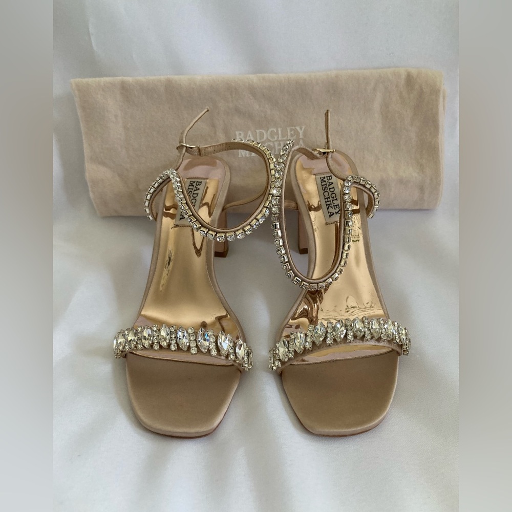 Badgley Mischka Marilee Ankle Strap Sandal. Color: Latte.  Size 6. New
